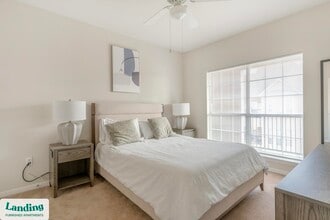 11144 Fuqua St, Unit 536 in Houston, TX - Building Photo - Building Photo