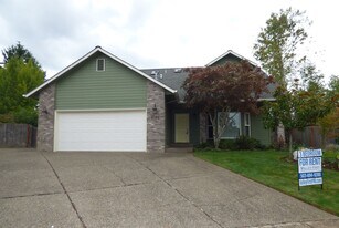 4592 Indian Earth Ct in Salem, OR - Building Photo