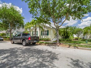 7530 15th Ln in Vero Beach, FL - Building Photo - Building Photo