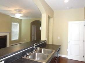 6038 Delcastle Dr in Westerville, OH - Building Photo - Building Photo
