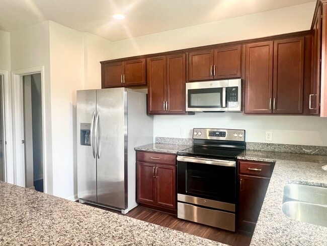 122 KCF Dr in Elon, NC - Building Photo - Building Photo