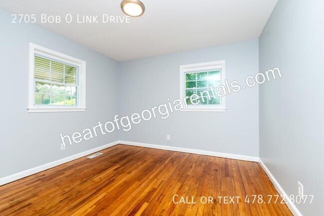 property at 2705 Bob O Link Dr