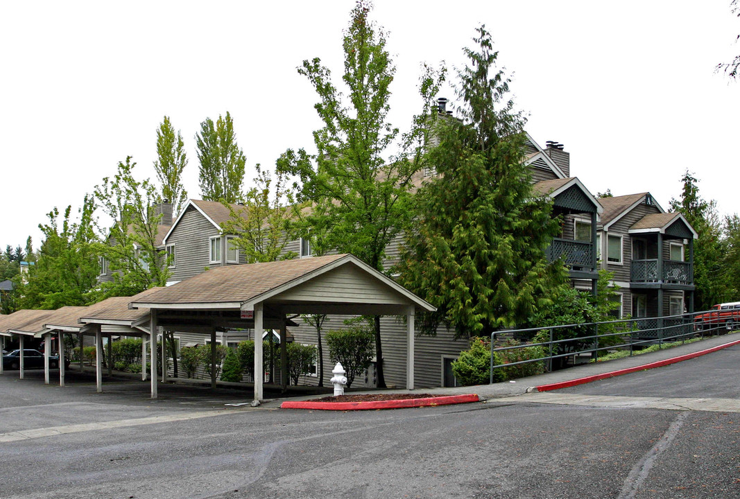 Arrington Place in Issaquah, WA - Foto de edificio