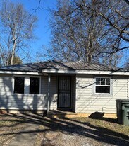 2003 Appling St in Chattanooga, TN - Building Photo