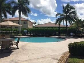 2160 NE 37th Rd in Homestead, FL - Building Photo - Building Photo