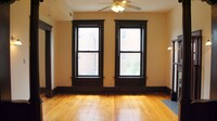 1813 N Milwaukee Ave, Unit 2F in Chicago, IL - Building Photo - Building Photo