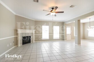 5007 Dripping Spring Ave in Baytown, TX - Building Photo - Building Photo