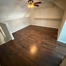 169 New Dallas Hwy in Lacy Lakeview, TX - Foto de edificio - Building Photo