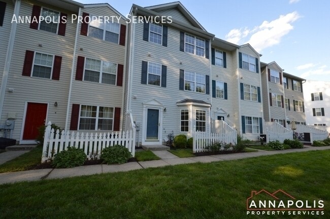 30 Ironstone Ct