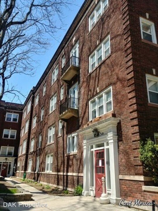 1927 N Prospect Ave in Milwaukee, WI - Building Photo
