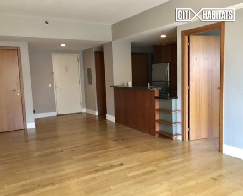 446 Kent Ave-Unit -2F in Brooklyn, NY - Foto de edificio