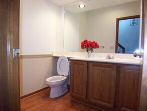 3365 Bent Trail Dr in Ann Arbor, MI - Foto de edificio - Building Photo