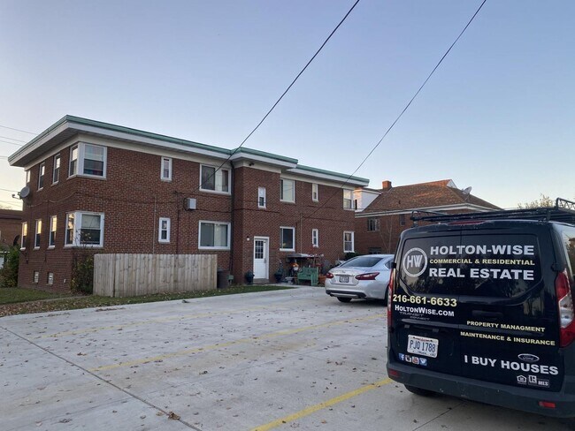 4101 Ridge Rd in Cleveland, OH - Building Photo - Building Photo