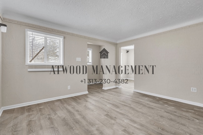 This beautifully updated 3-bedroom, 1-bath single-family home is ready for move-in! in Detroit, MI - Building Photo - Building Photo