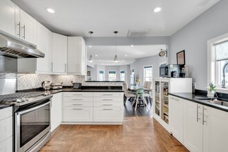 11 Lexington St, Unit 11 in Watertown, MA - Foto de edificio - Building Photo