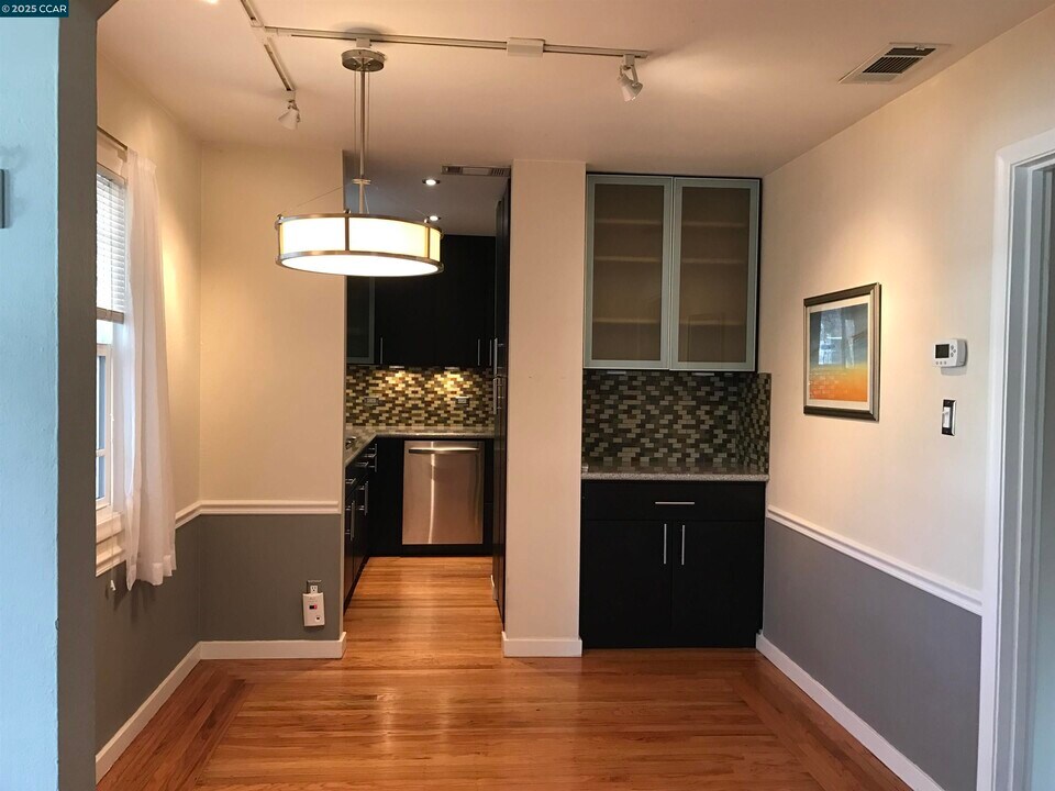2940 Mt Diablo St in Concord, CA - Building Photo
