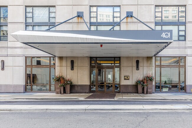 401 E Ontario St, Unit 2108 in Chicago, IL - Foto de edificio - Building Photo