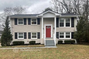 7944 Stallion Dr in Nashville, TN - Building Photo