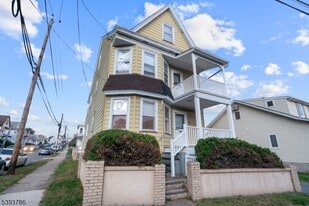 76 Planten Ave in Prospect Park, NJ - Building Photo