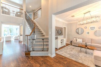 2 Graylin Woods Pl in Spring, TX - Foto de edificio - Building Photo