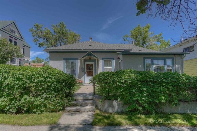 property at 816 5th Ave