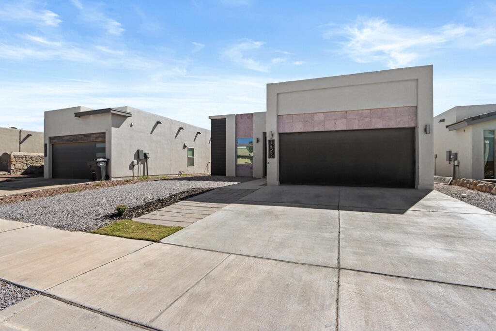 13522 Halifax St in Horizon City, TX - Building Photo
