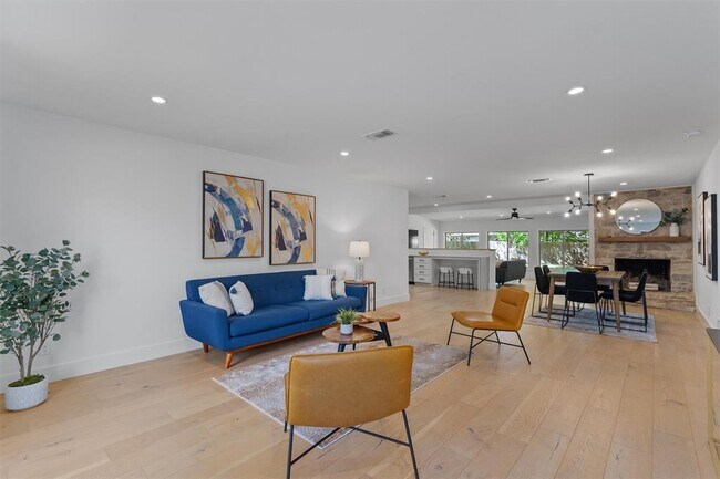 3306 Whiteway Dr in Austin, TX - Building Photo - Building Photo