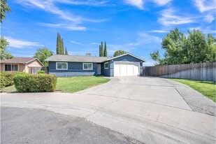 15 Sunborg Ct in Sacramento, CA - Building Photo