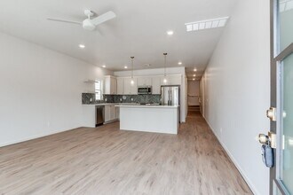 629 W 2nd St in Edmond, OK - Building Photo - Building Photo
