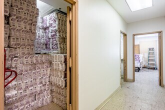 797 Fairmount Pl in Bronx, NY - Building Photo - Interior Photo