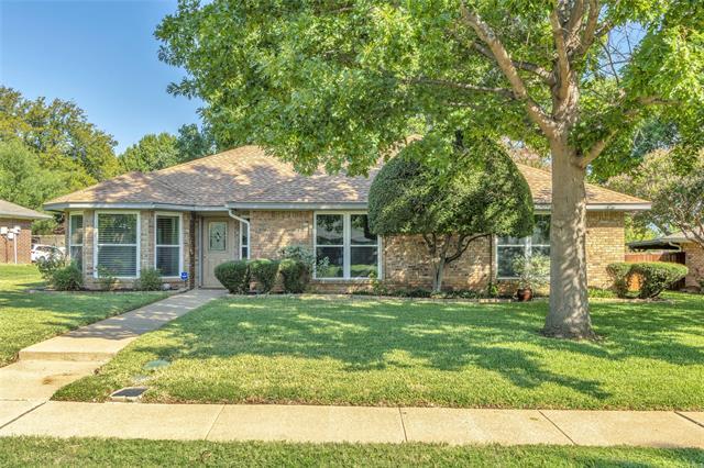 1403 Bogard Ln in Lewisville, TX - Building Photo
