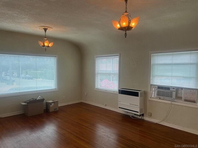 142-148 W Upas St in San Diego, CA - Building Photo - Building Photo