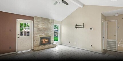 7851 Battlepine Dr in Houston, TX - Building Photo - Building Photo