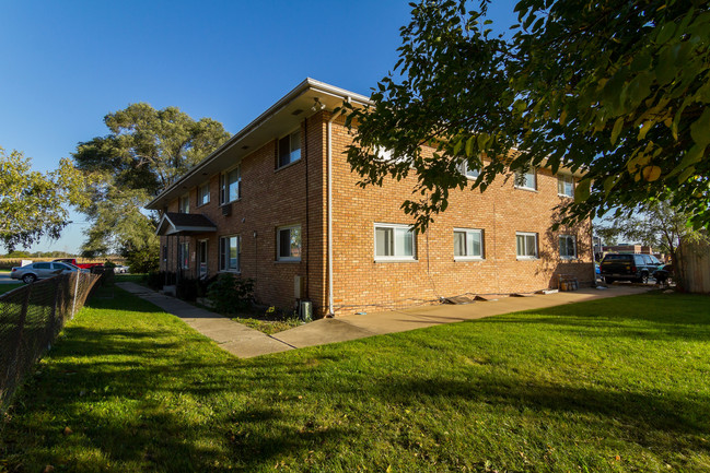 Belvidere Apartments in Belvidere, IL - Foto de edificio - Building Photo