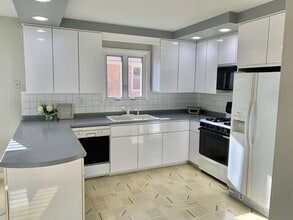 4721 N Ozanam Ave in Norridge, IL - Building Photo - Building Photo