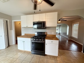 419 Westhill Pl in San Antonio, TX - Building Photo - Building Photo