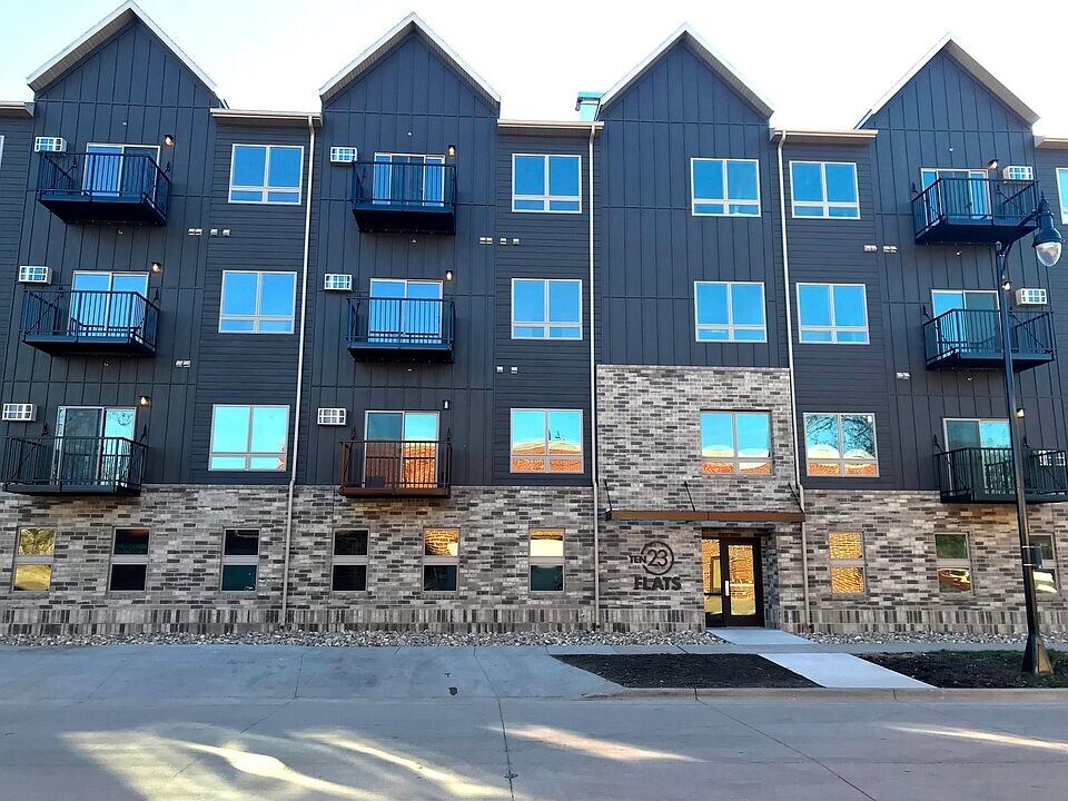 1023 Flats in Fargo, ND - Foto de edificio