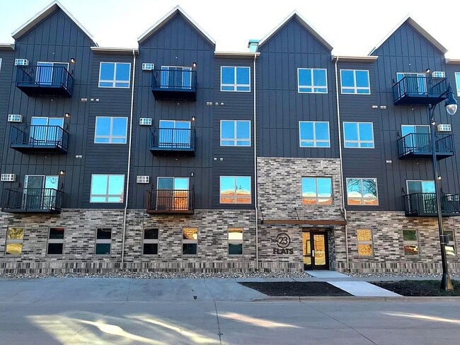 1023 Flats