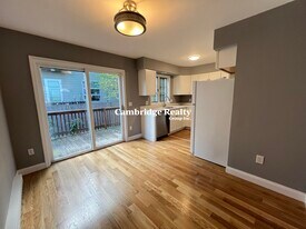 66 Murdock St, Unit T in Somerville, MA - Building Photo
