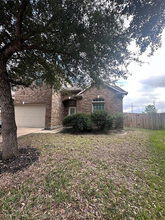 6423 Black Bamboo Ln in Katy, TX - Foto de edificio