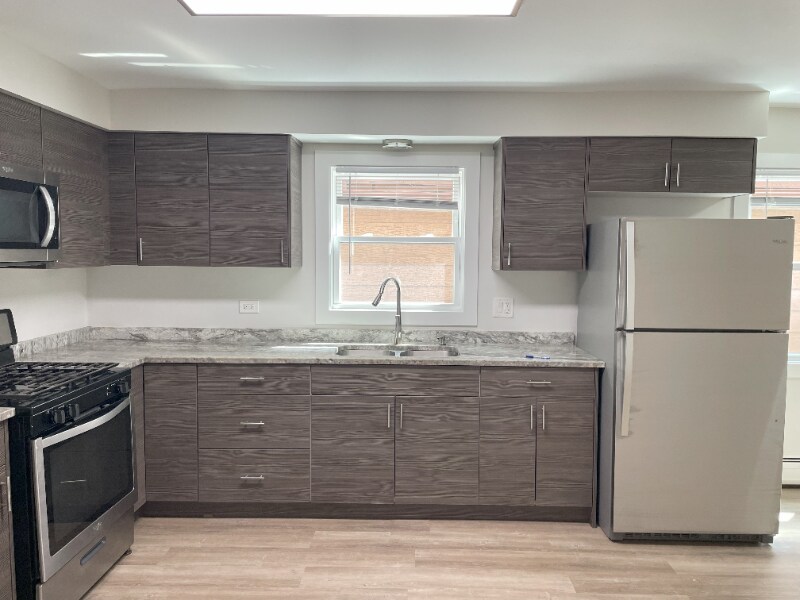 3720 Ridgeland Ave in Berwyn, IL - Building Photo