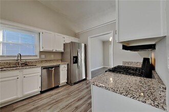 645 Paris Dr in Lawrenceville, GA - Building Photo - Building Photo