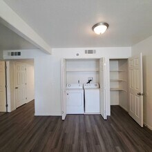 2028 Venus Ave in North Las Vegas, NV - Building Photo - Building Photo