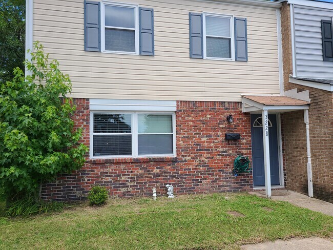 property at 3228 Dunnbury Ct