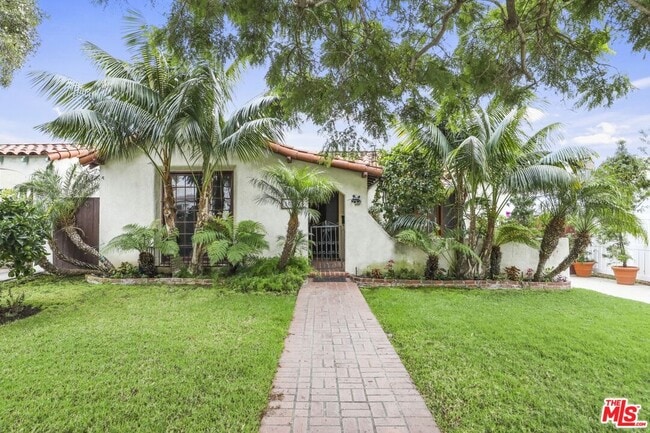 property at 10516 Ayres Ave