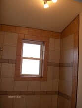 794 W Market St, Unit #D in Akron, OH - Building Photo - Building Photo