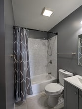 3520 E Fayette St in Baltimore, MD - Building Photo - Building Photo