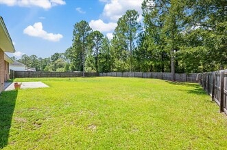 86 Carson St in Ludowici, GA - Building Photo - Building Photo