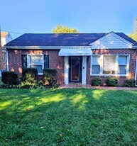 309 Dalewood Ave in Salem, VA - Building Photo