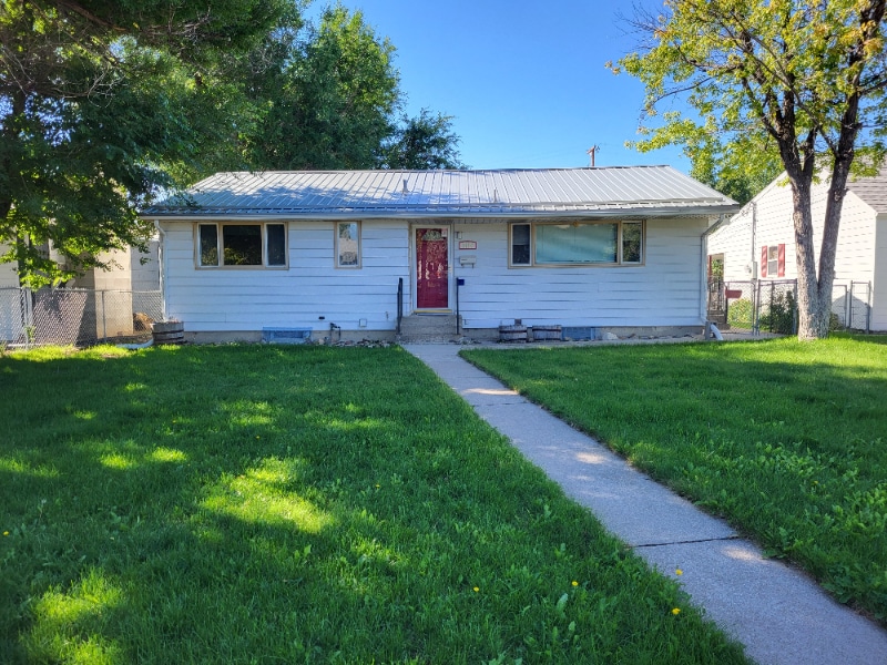3716 7th Ave N in Great Falls, MT - Building Photo